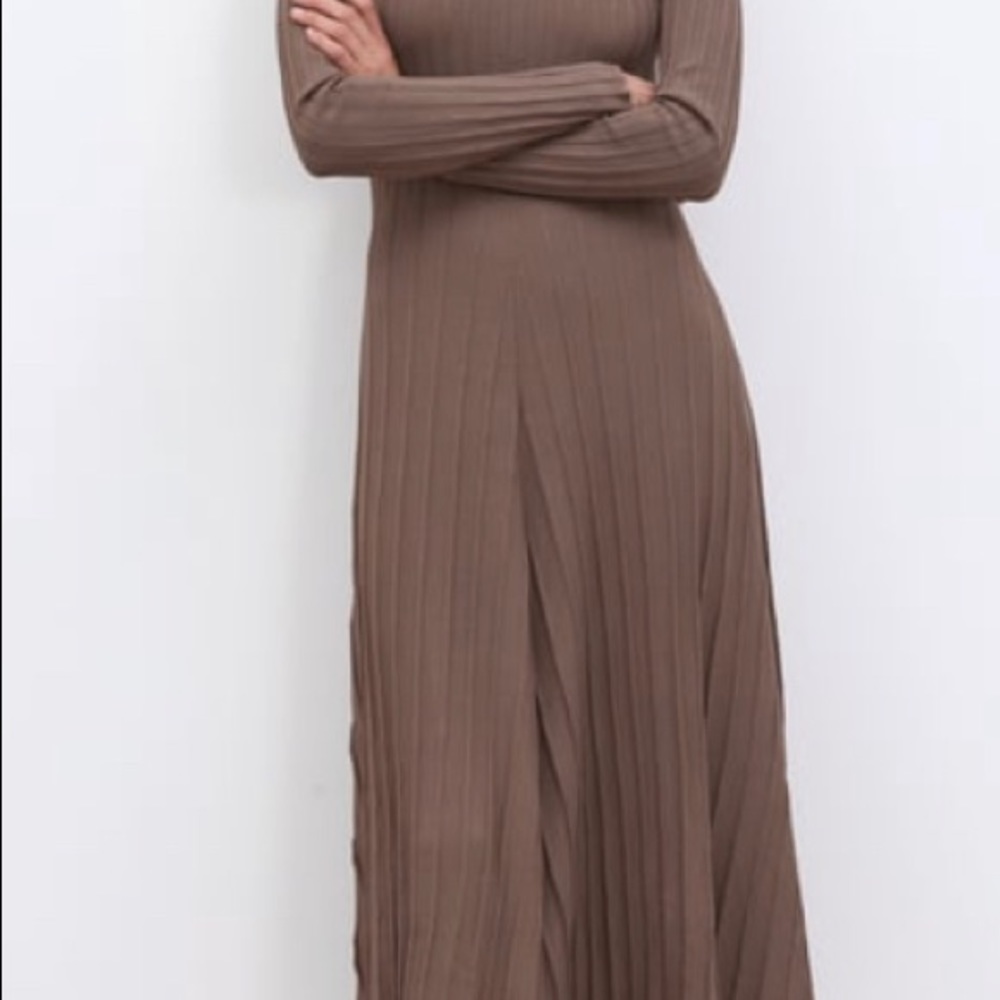 Zara knit ballet dress. - Picture 2 of 5
